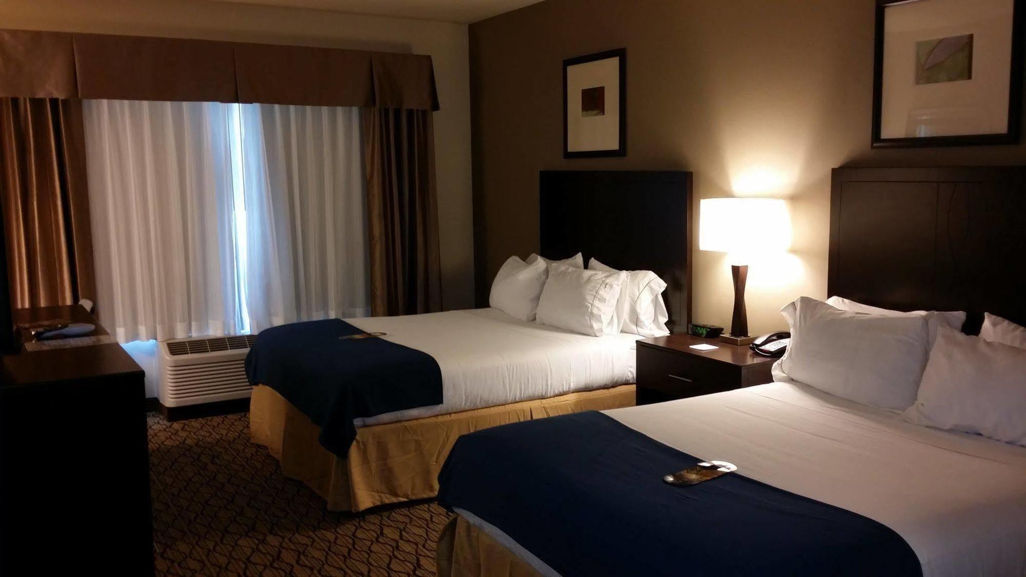 Holiday Inn Express & Suites Deming Mimbres Valley By Ihg Exterior photo